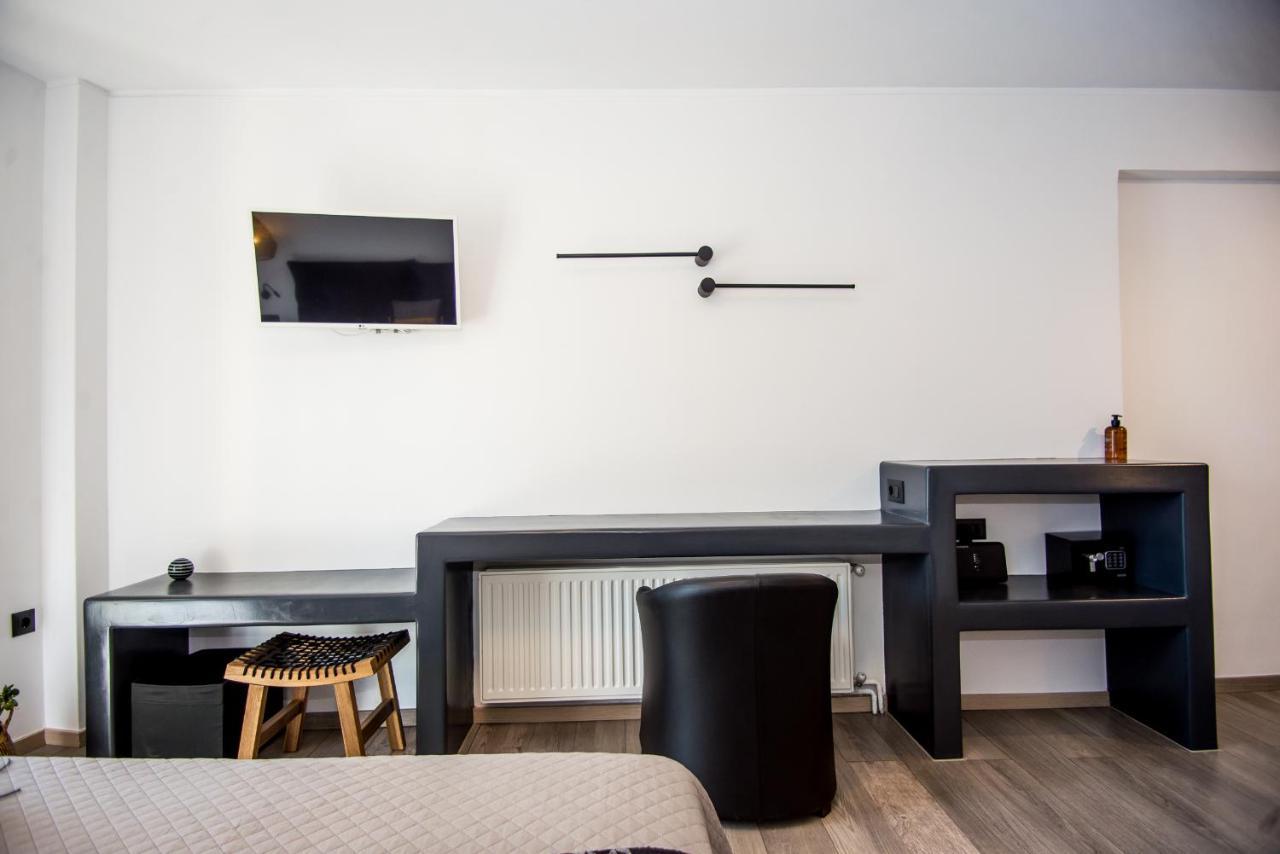 A & B Minimal Suite Ιι With Sea View In Argostoli Luaran gambar