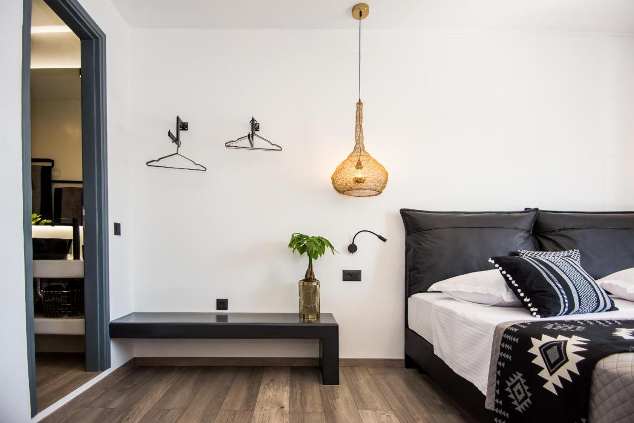 A & B Minimal Suite Ιι With Sea View In Argostoli Luaran gambar