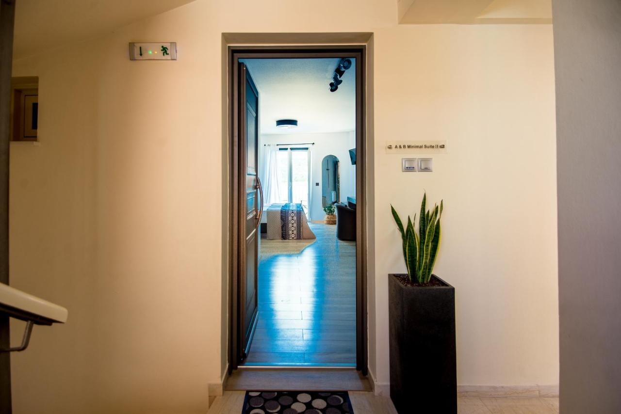 A & B Minimal Suite Ιι With Sea View In Argostoli Luaran gambar