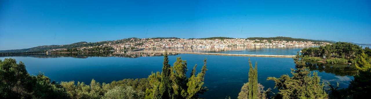 A & B Minimal Suite Ιι With Sea View In Argostoli Luaran gambar
